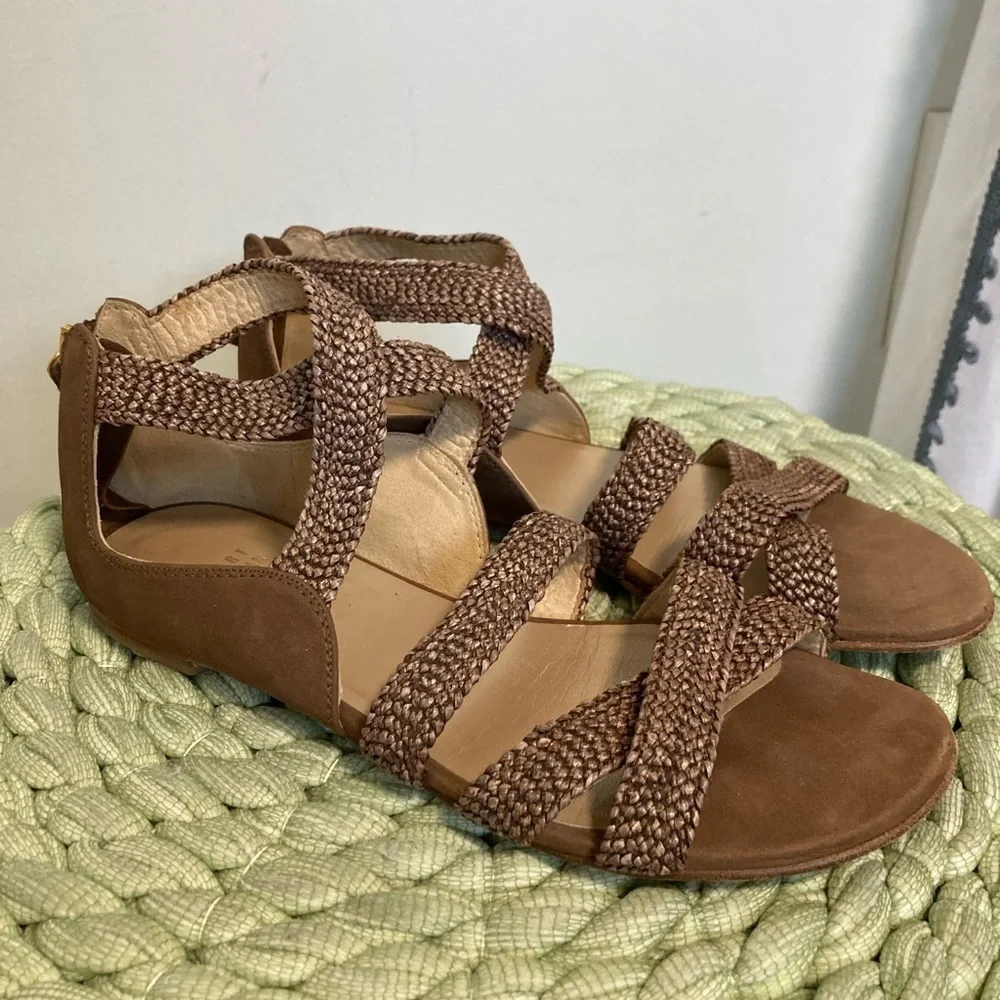 Stuart Weitzman Bounceraf Braided Raffia Brown Leather Crisscross Strappy Sandal